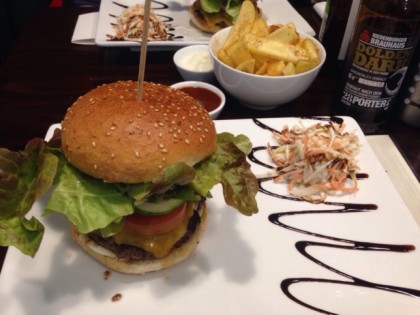 照片: Burgerlokal